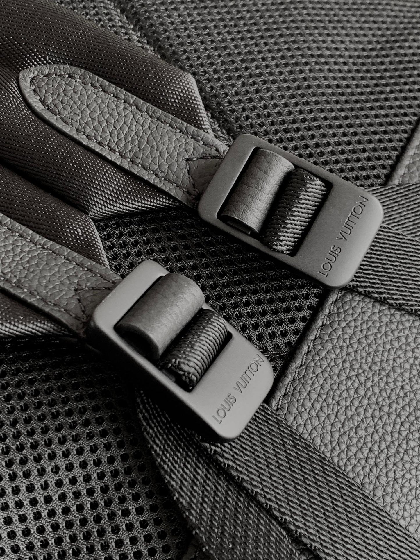 LV Discovery Work Backpack M15259