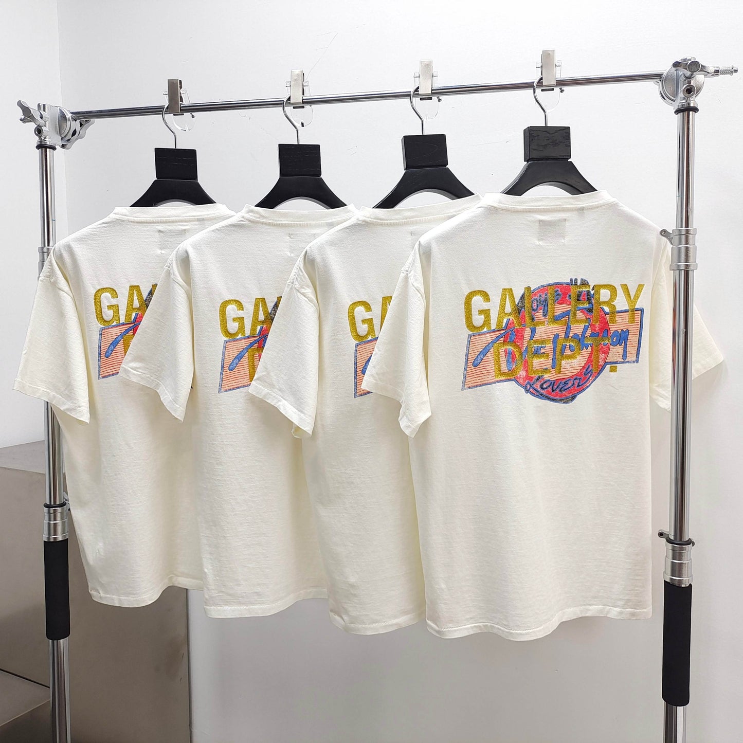 Gallery Dept. Doc Johnson: Toys 4 Love Tee 'Light Archival White'