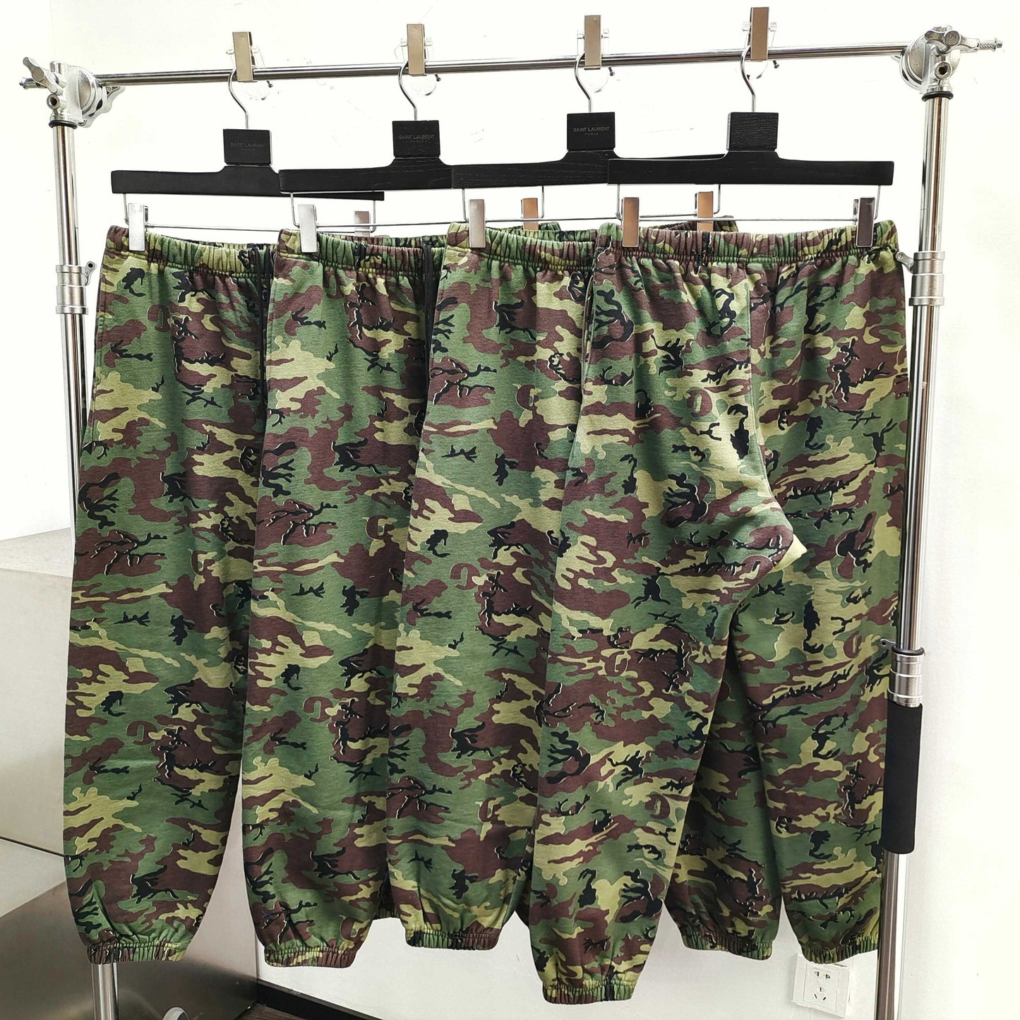 Gallery Dept. De La Galerie Sweatpants 'Erdl Camo'