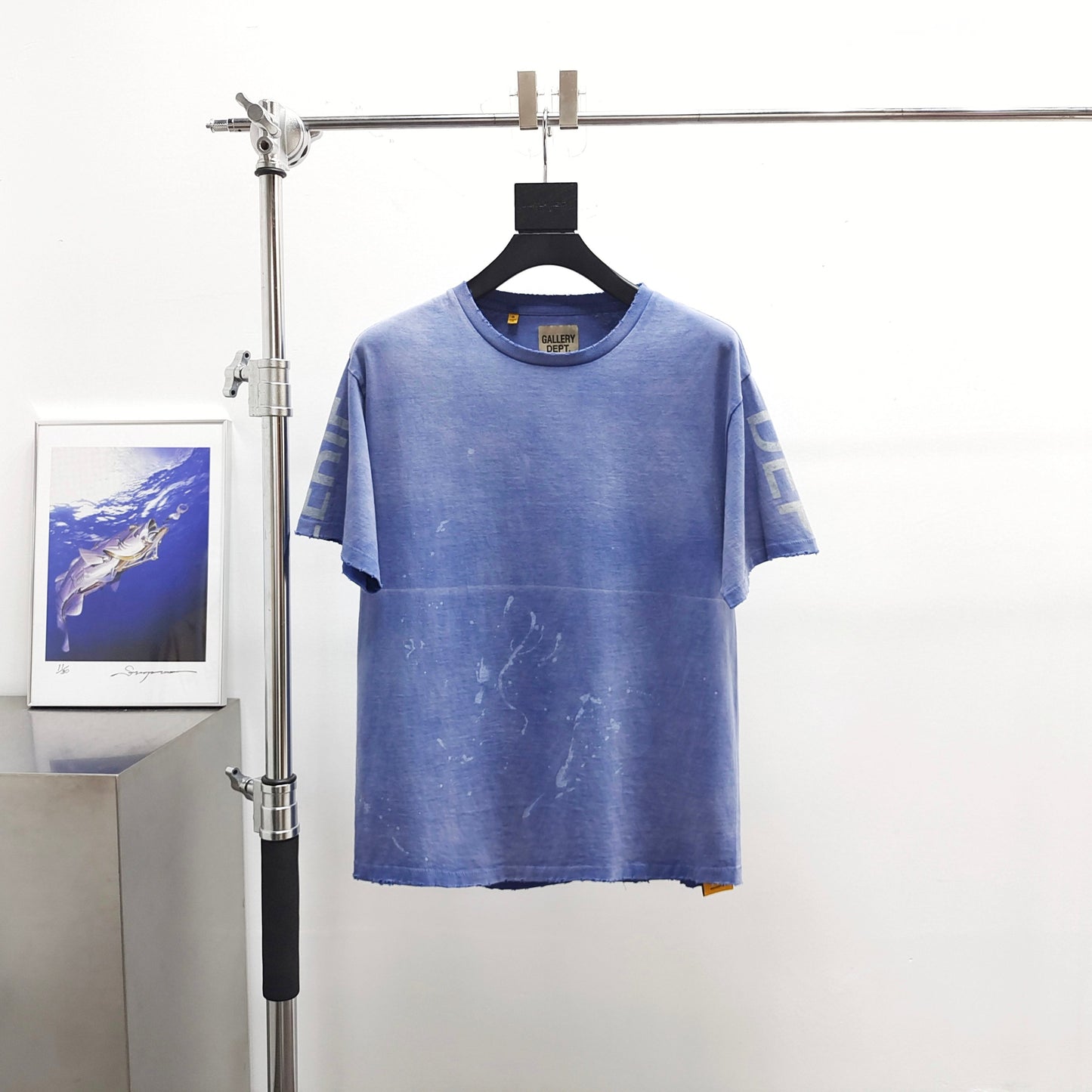 Gallery Dept. PAINTED FRENCH COLLECTOR TEE