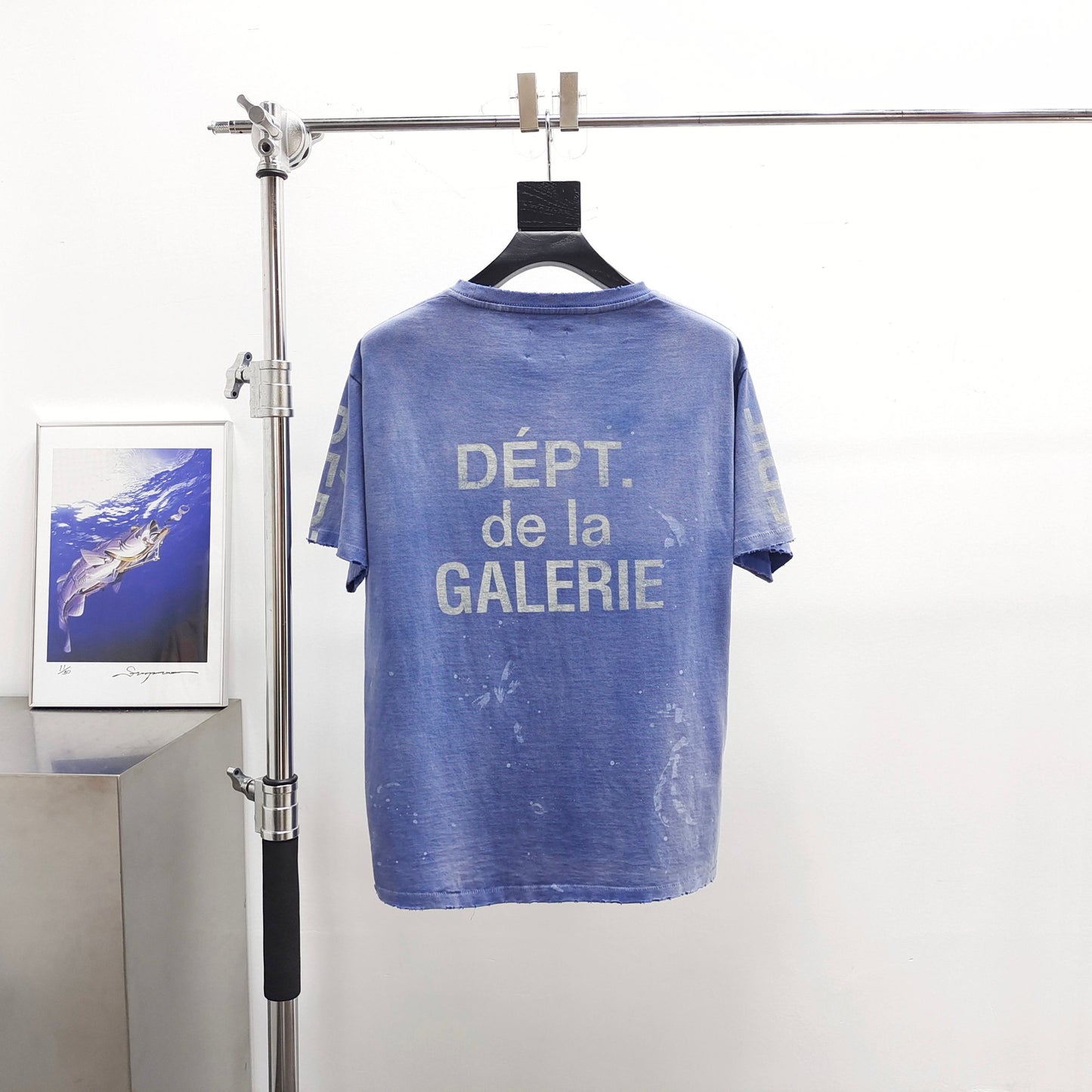 Gallery Dept. PAINTED FRENCH COLLECTOR TEE