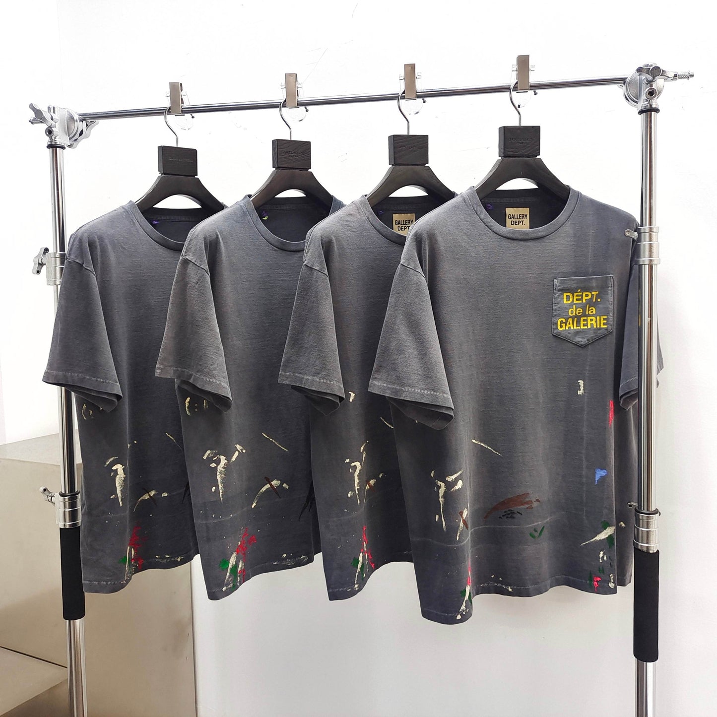 Gallery Dept. French logo Pocket painted tee