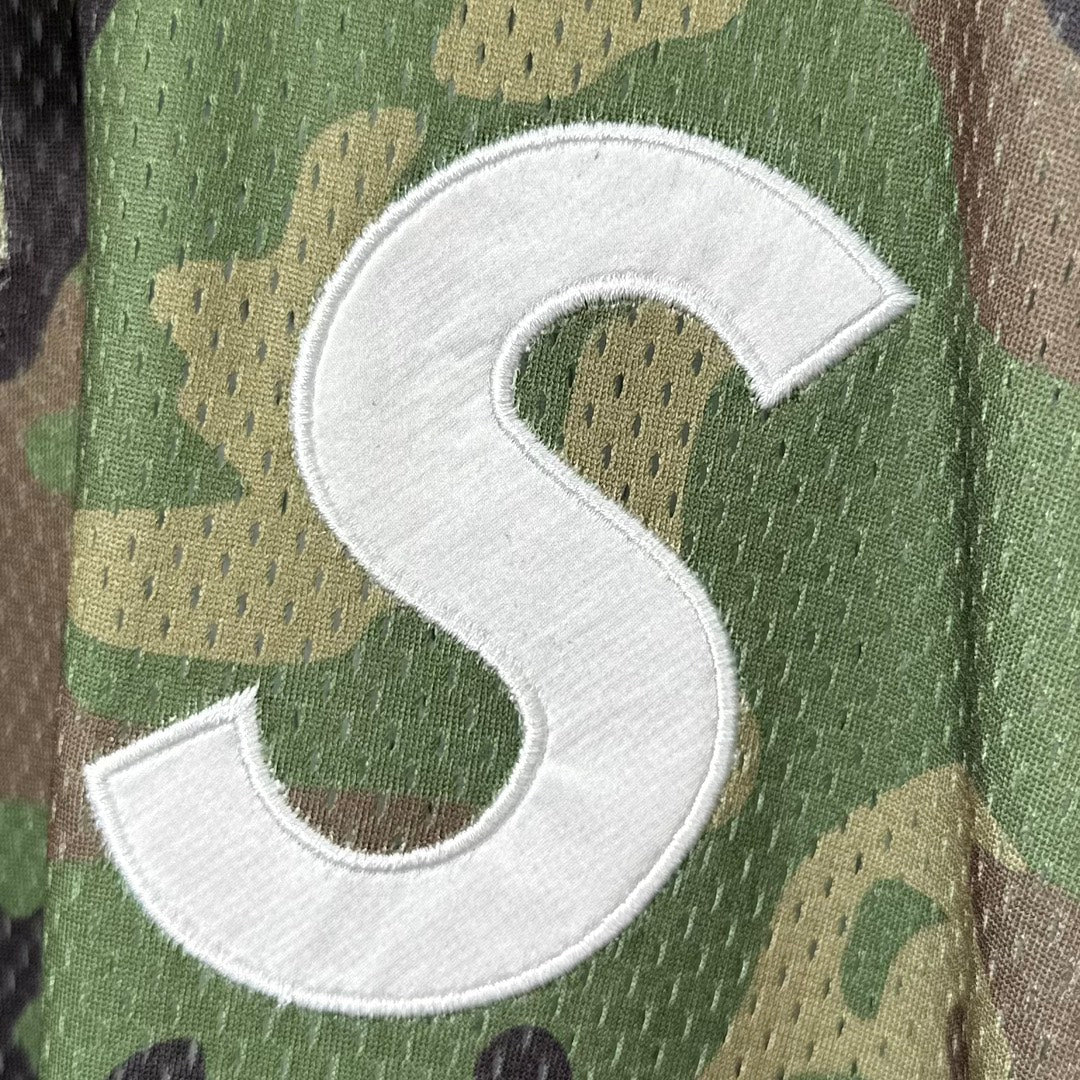 SUP S Logo Baseball Henley 'Woodland Camo'