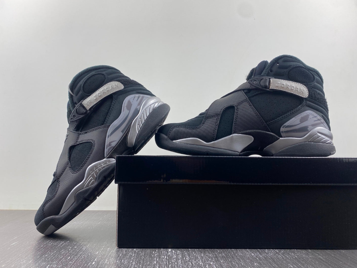 Air Jordan 8 Retro Winterized 'Gunsmoke'