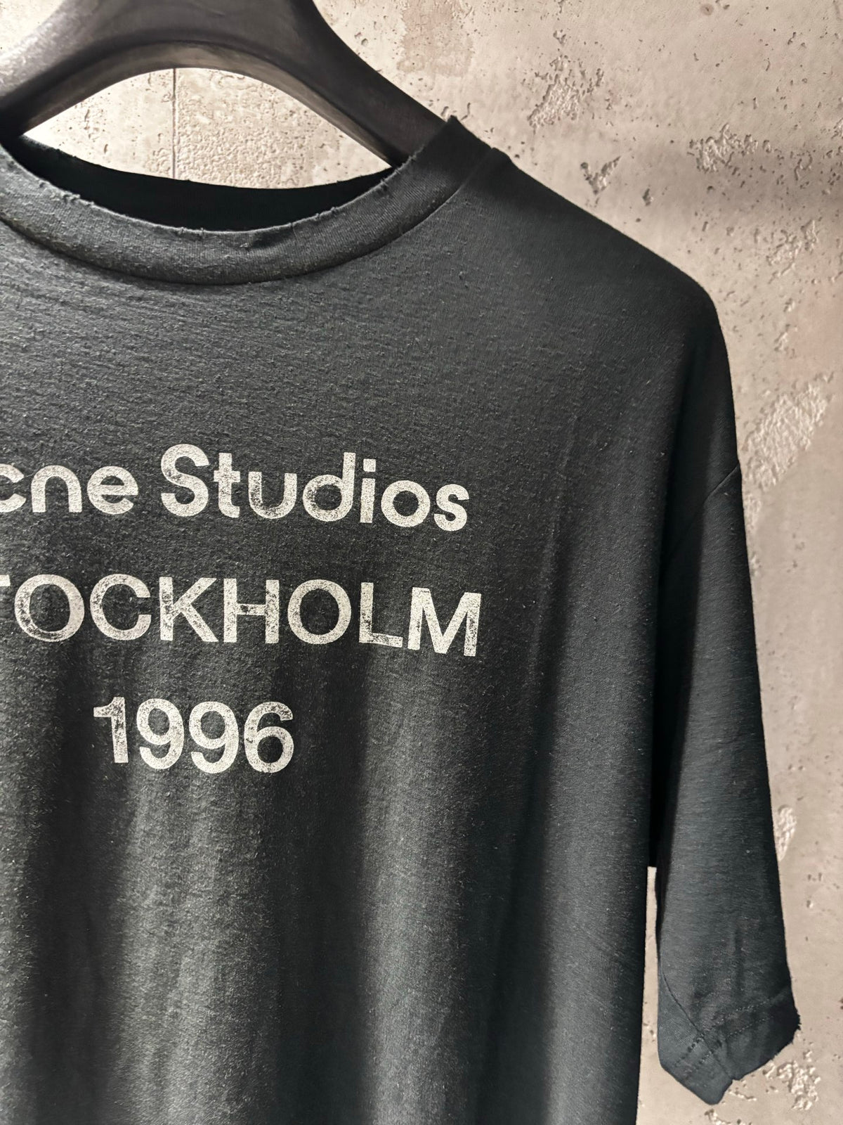 Acne studios Sprayed logo t-shirt