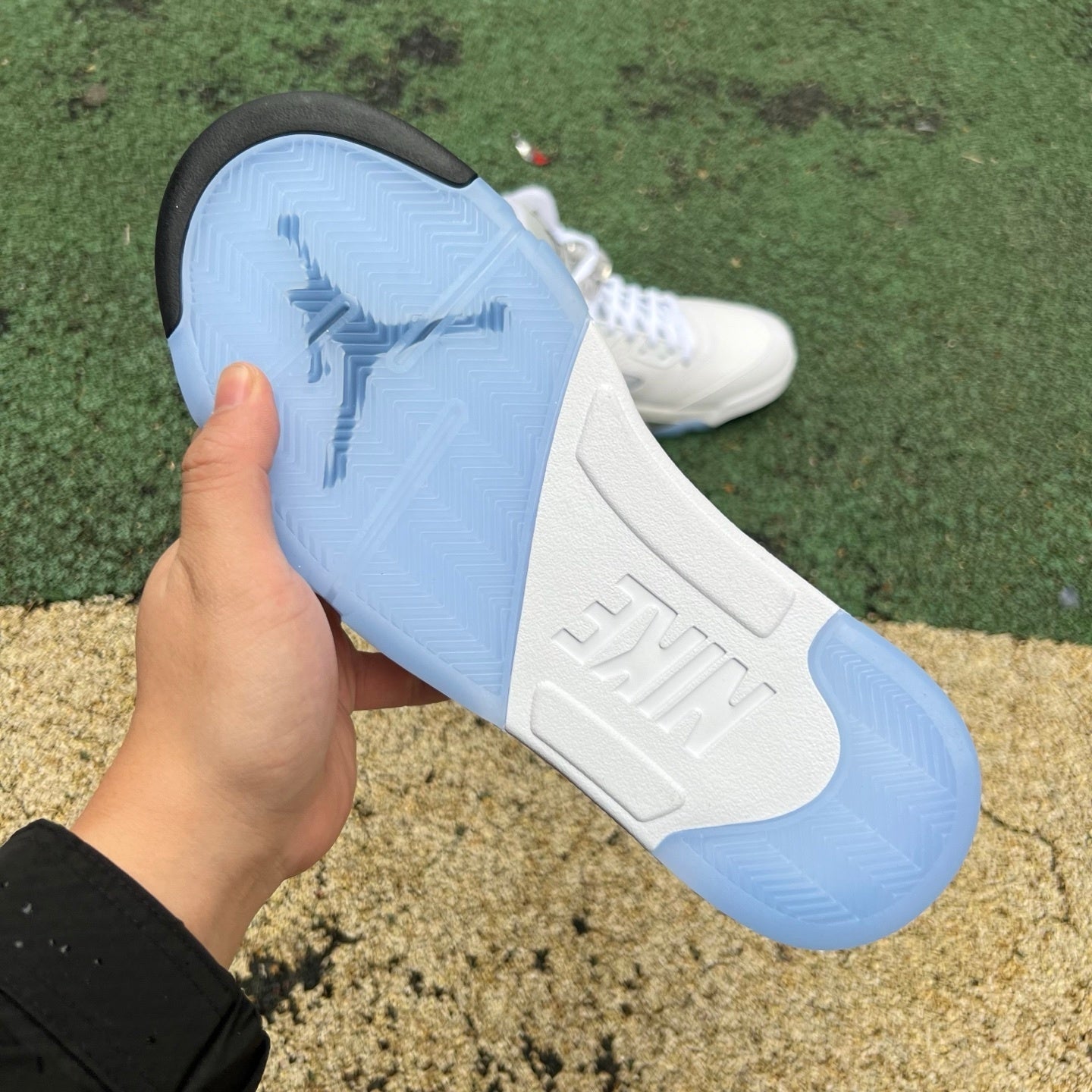 Air Jordan 5 Retro 'White Metallic' 2015