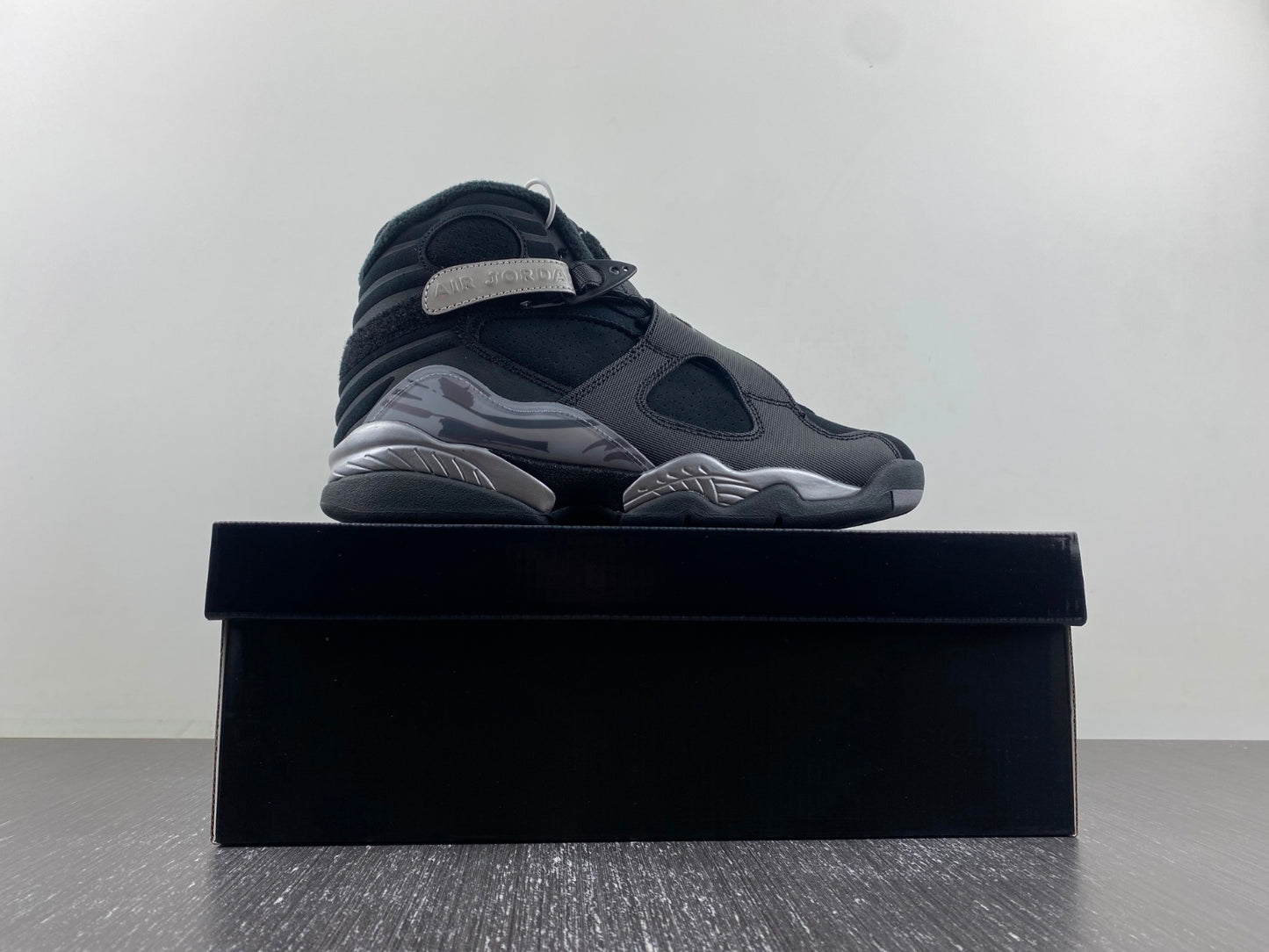 Air Jordan 8 Retro Winterized 'Gunsmoke'