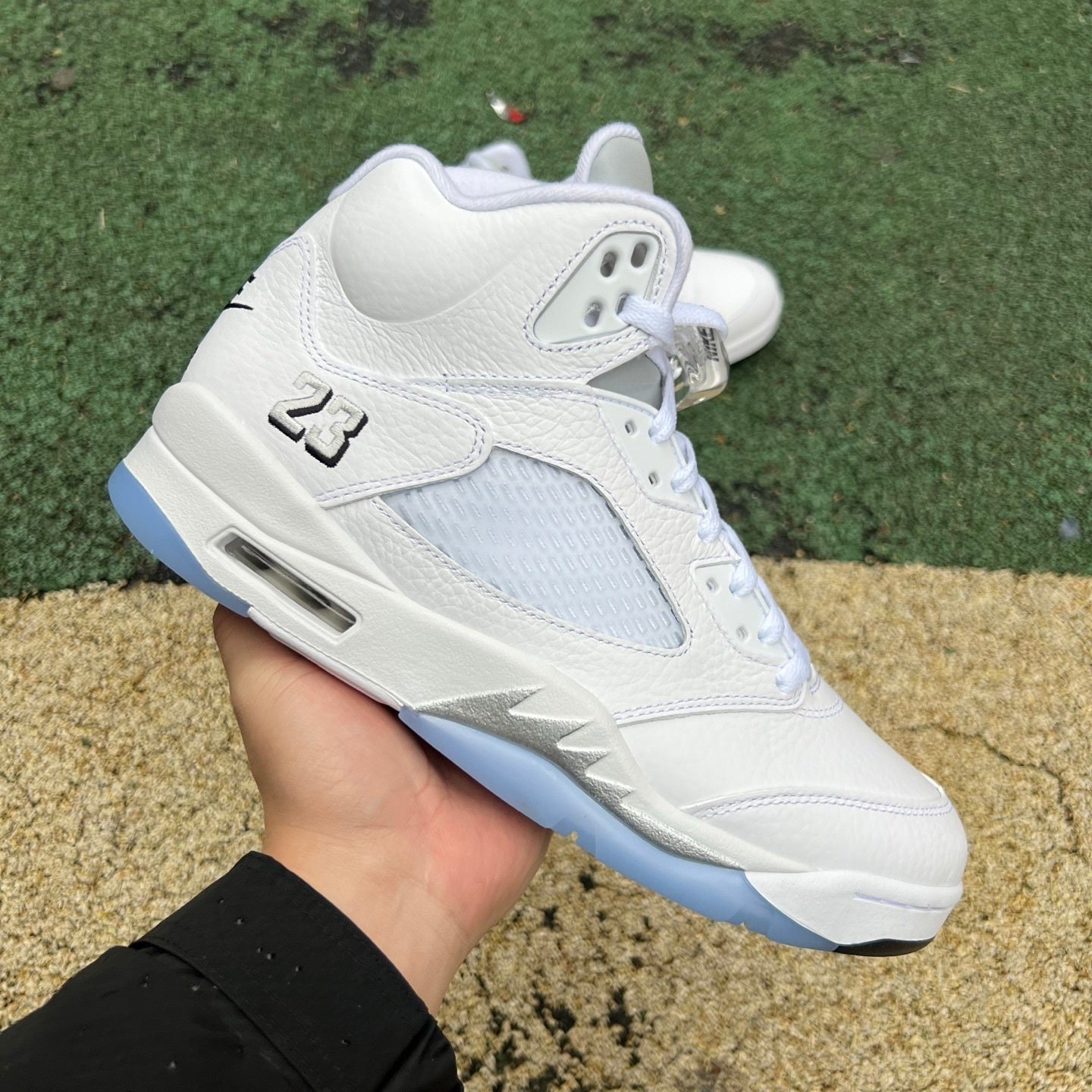 Air Jordan 5 Retro 'White Metallic' 2015