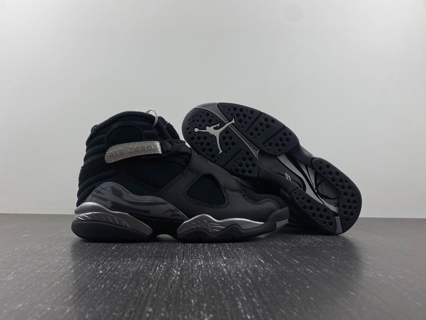 Air Jordan 8 Retro Winterized 'Gunsmoke'