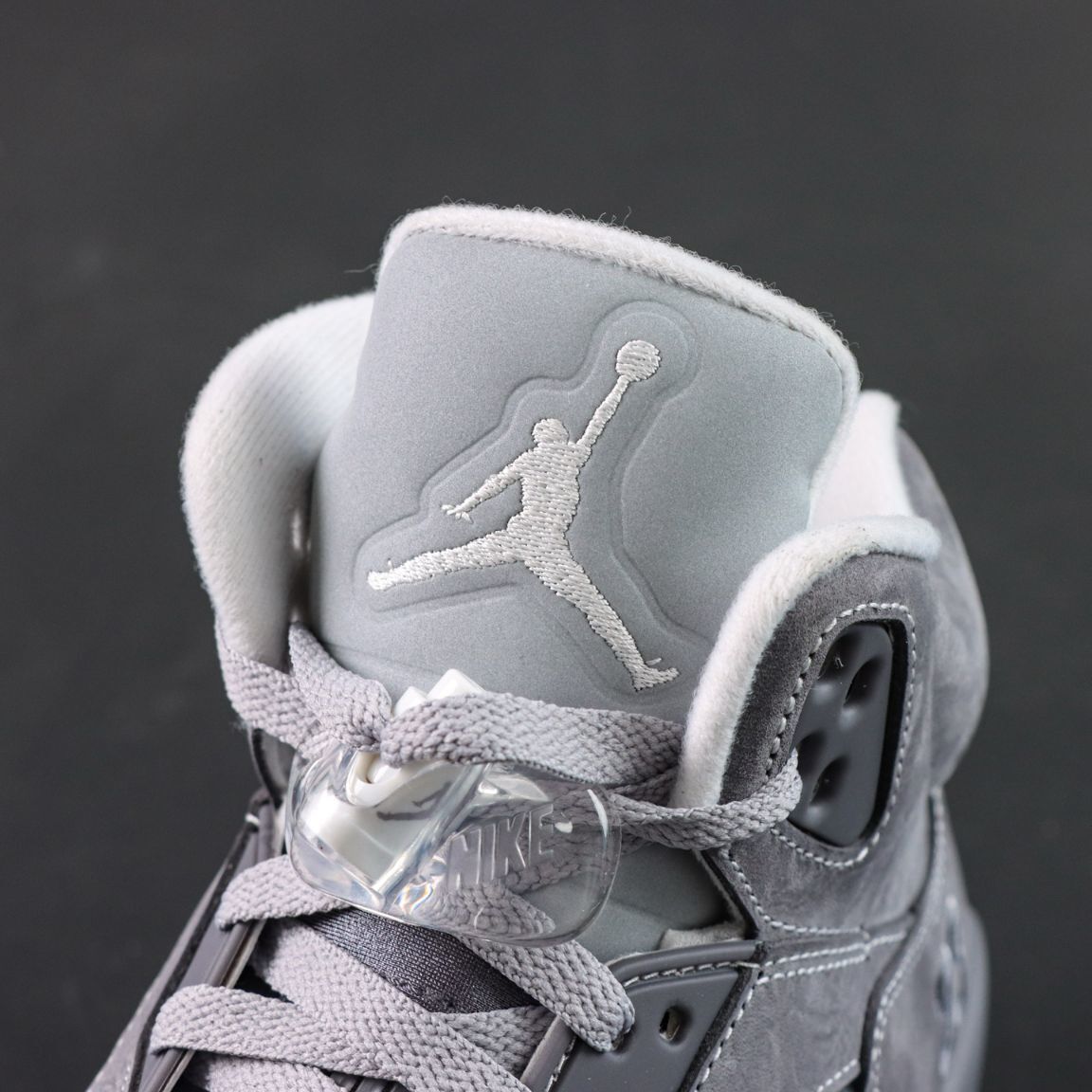 Air Jordan 5 Retro 'Wolf Grey' 2026