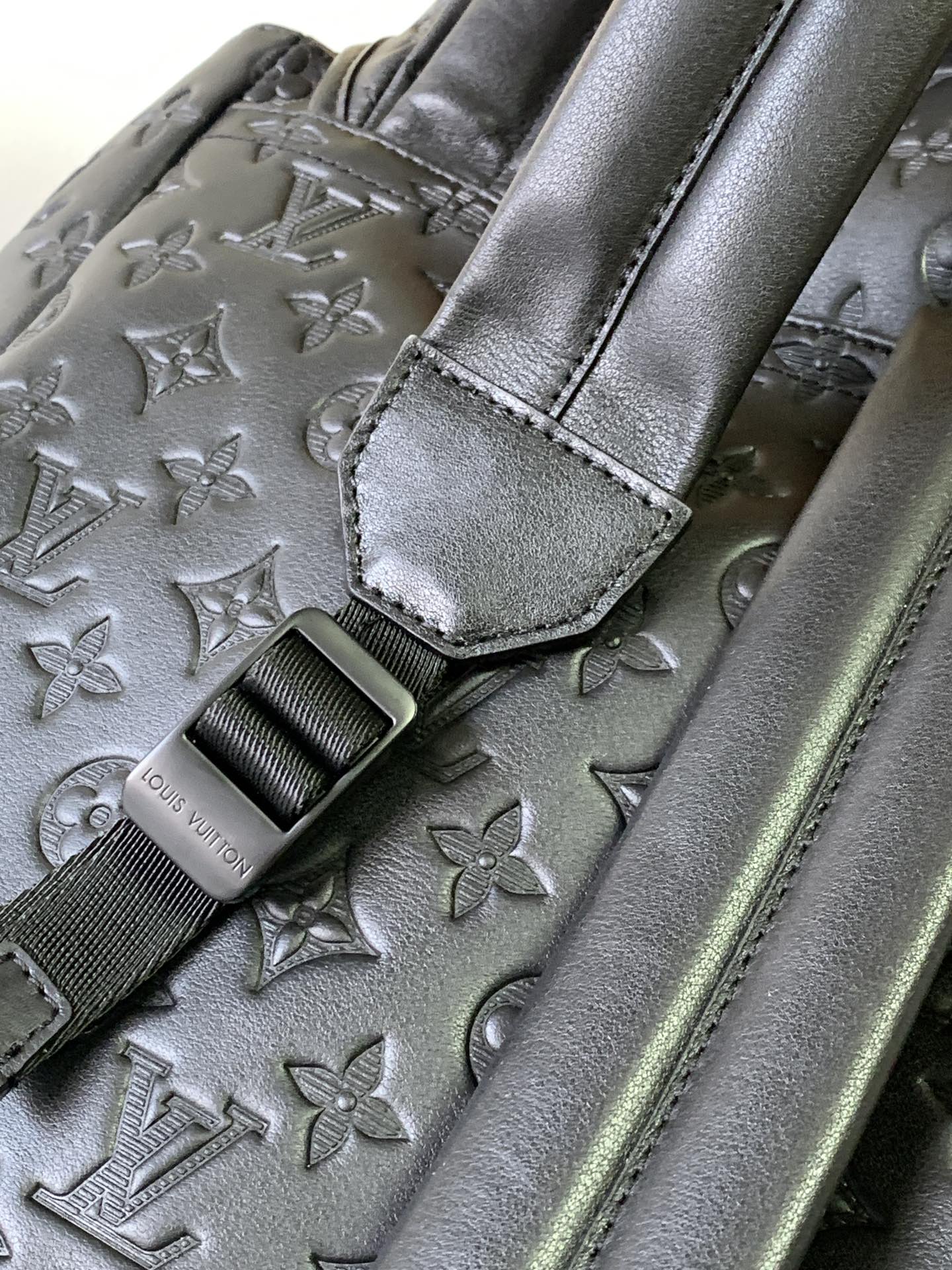 LV Trekking Backpack shadow black M43680