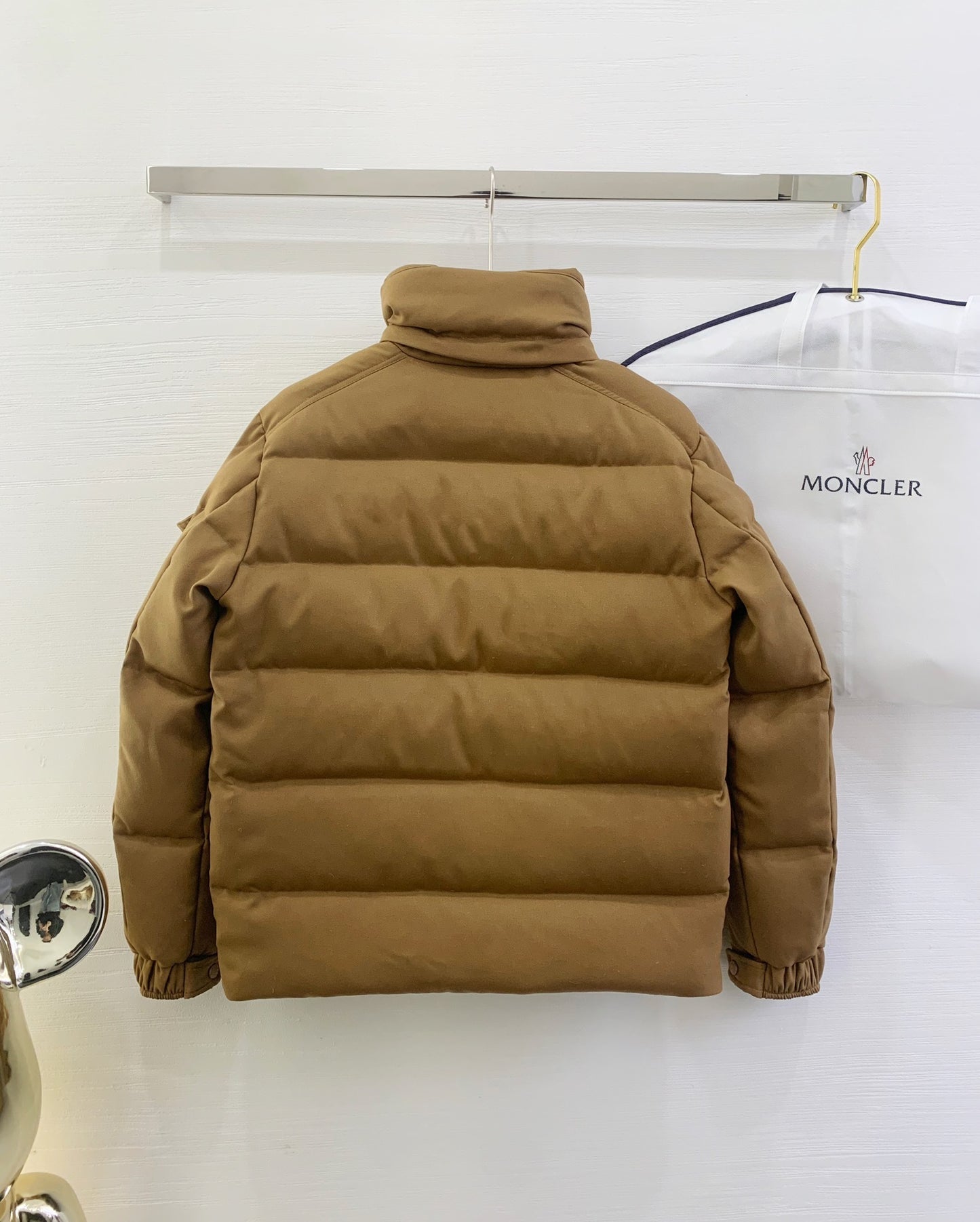Moncler Vezere puffer jacket