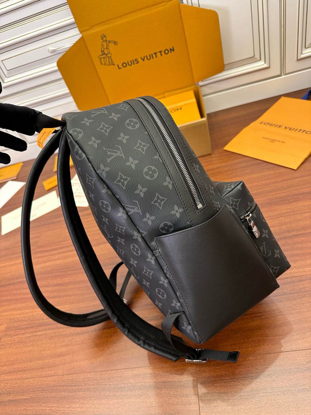 Louis Vuitton Discovery Backpack PM M22558