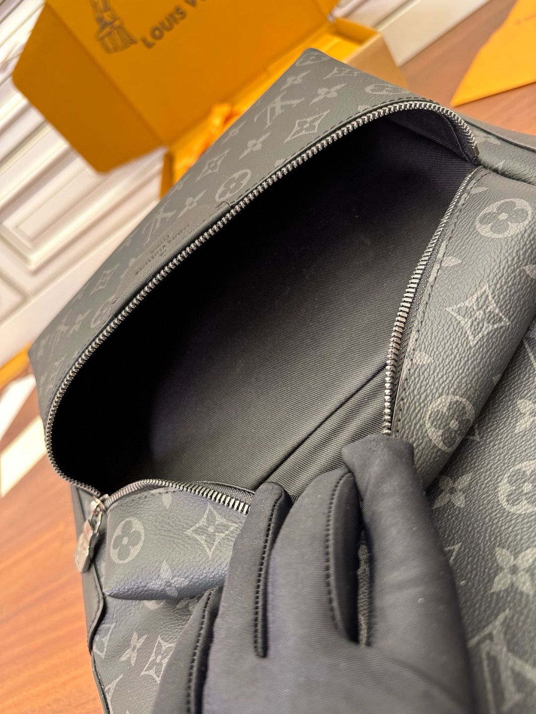 Louis Vuitton Discovery Backpack PM M22558