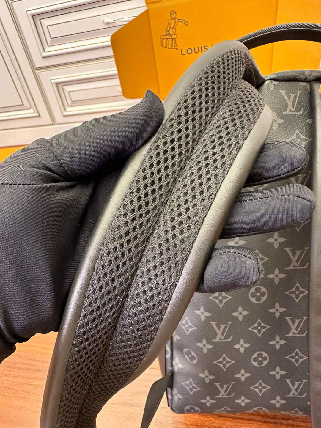 Louis Vuitton Discovery Backpack PM M22558