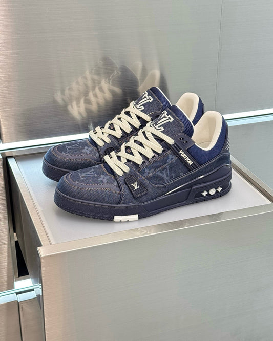 LV Trainer sneakers 1AHT49