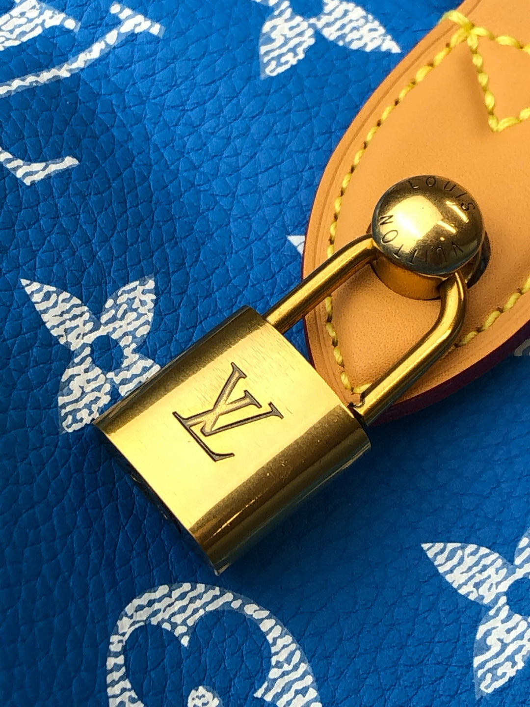 LV Speedy P9 Bandoulière 40 M24418