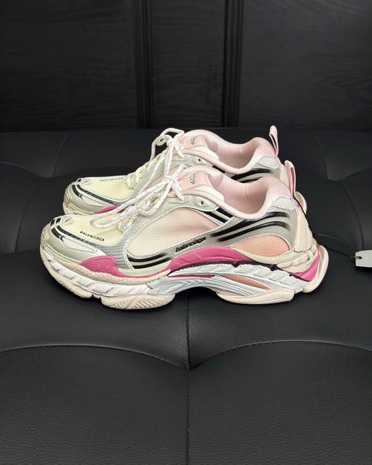 BB Women's Triple S.2 Gradient Sneaker in Purple