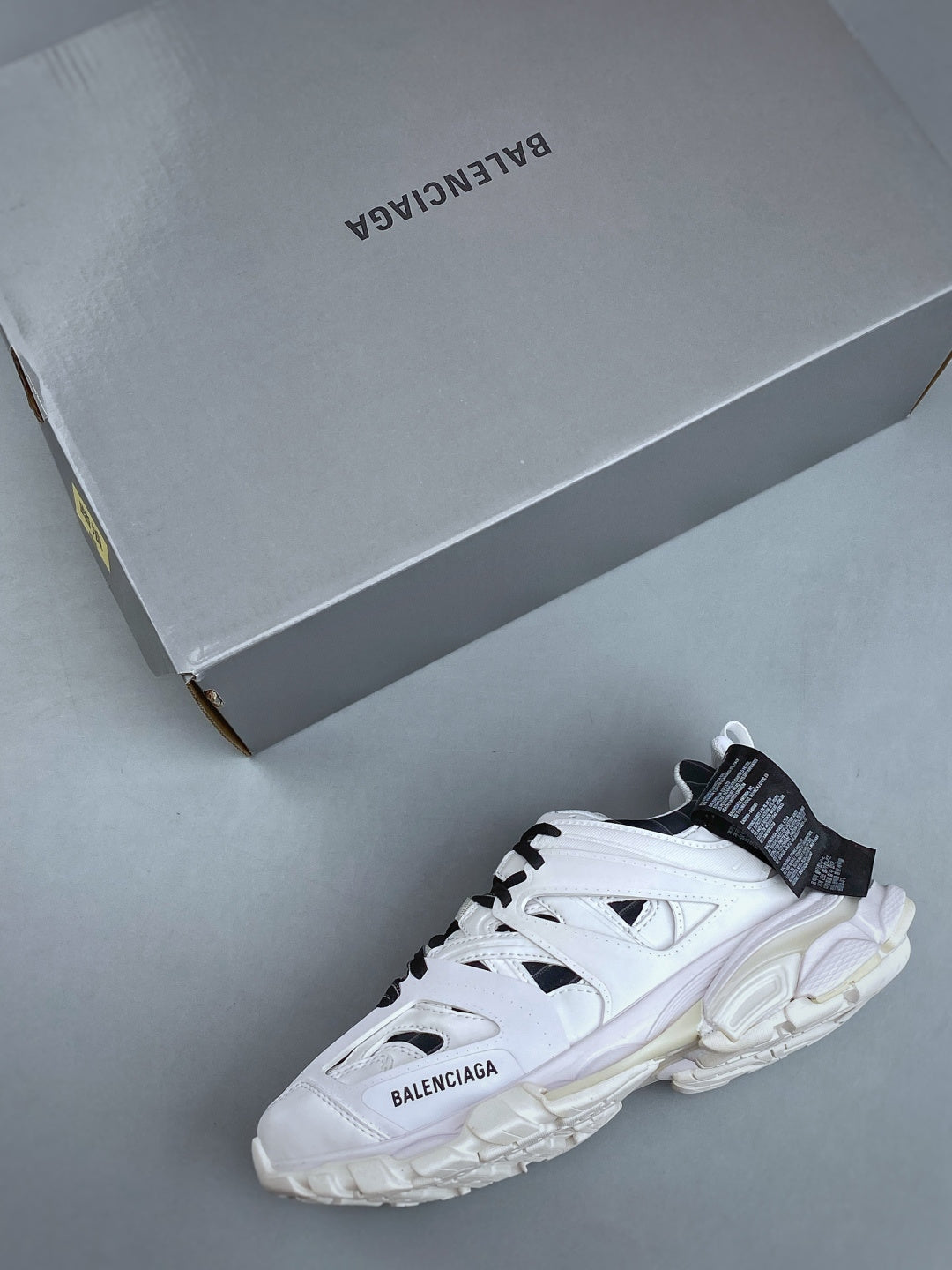 BB Men's Track Shirt Sneaker in White