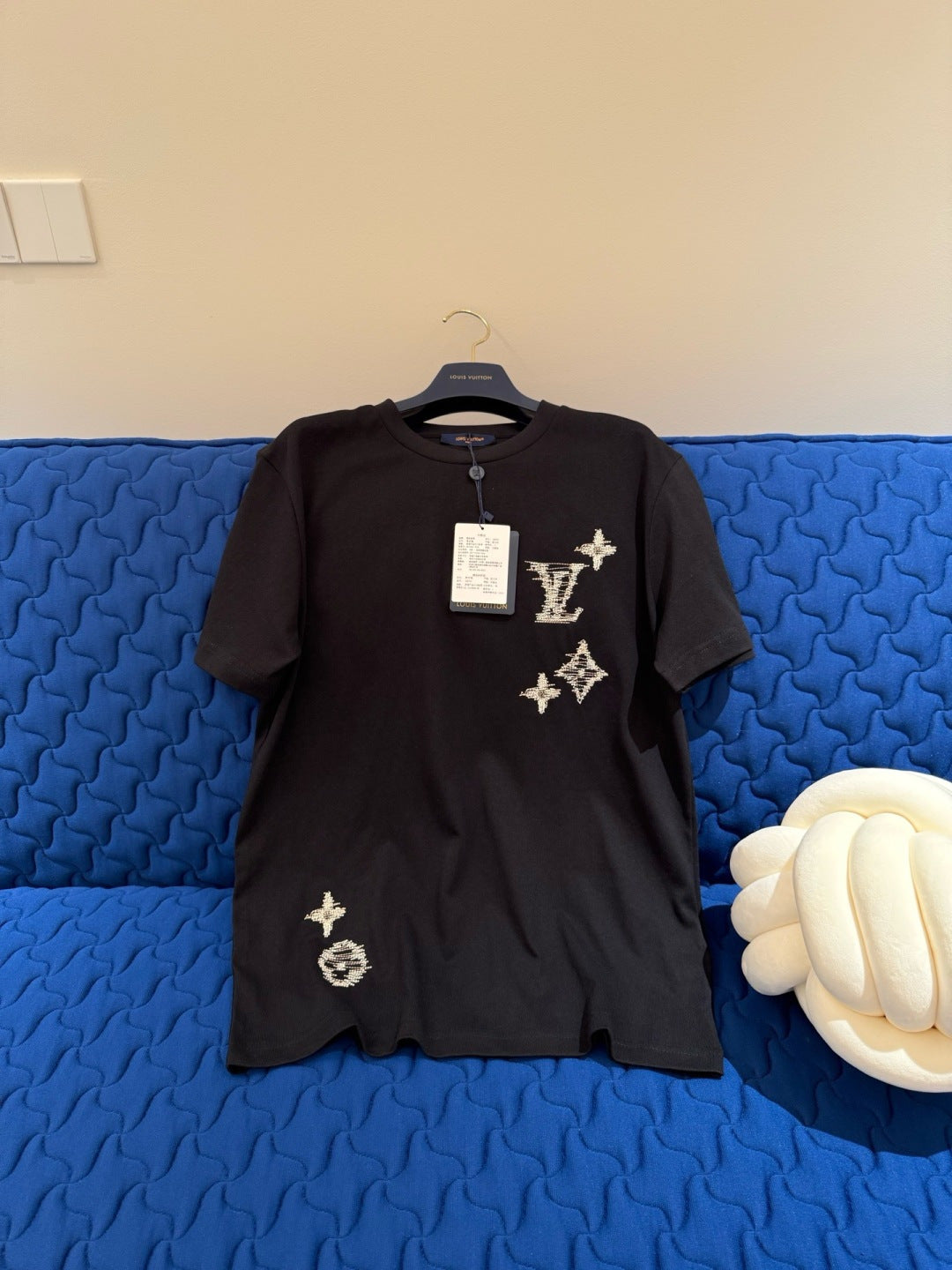 LV Embroidered Signature Short-Sleeved T-Shirt 1AK7G6