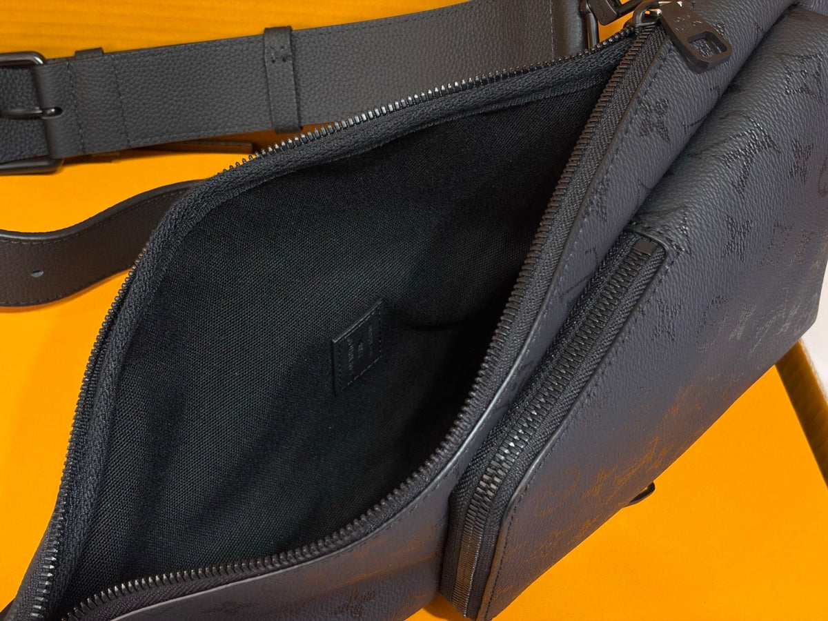 LV dou Slingbag M28399