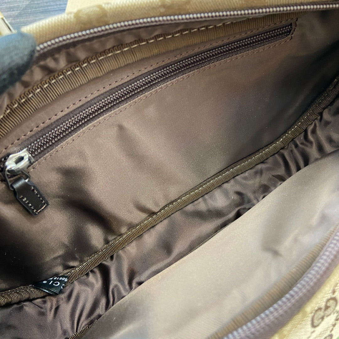 GG canvas large slingbag