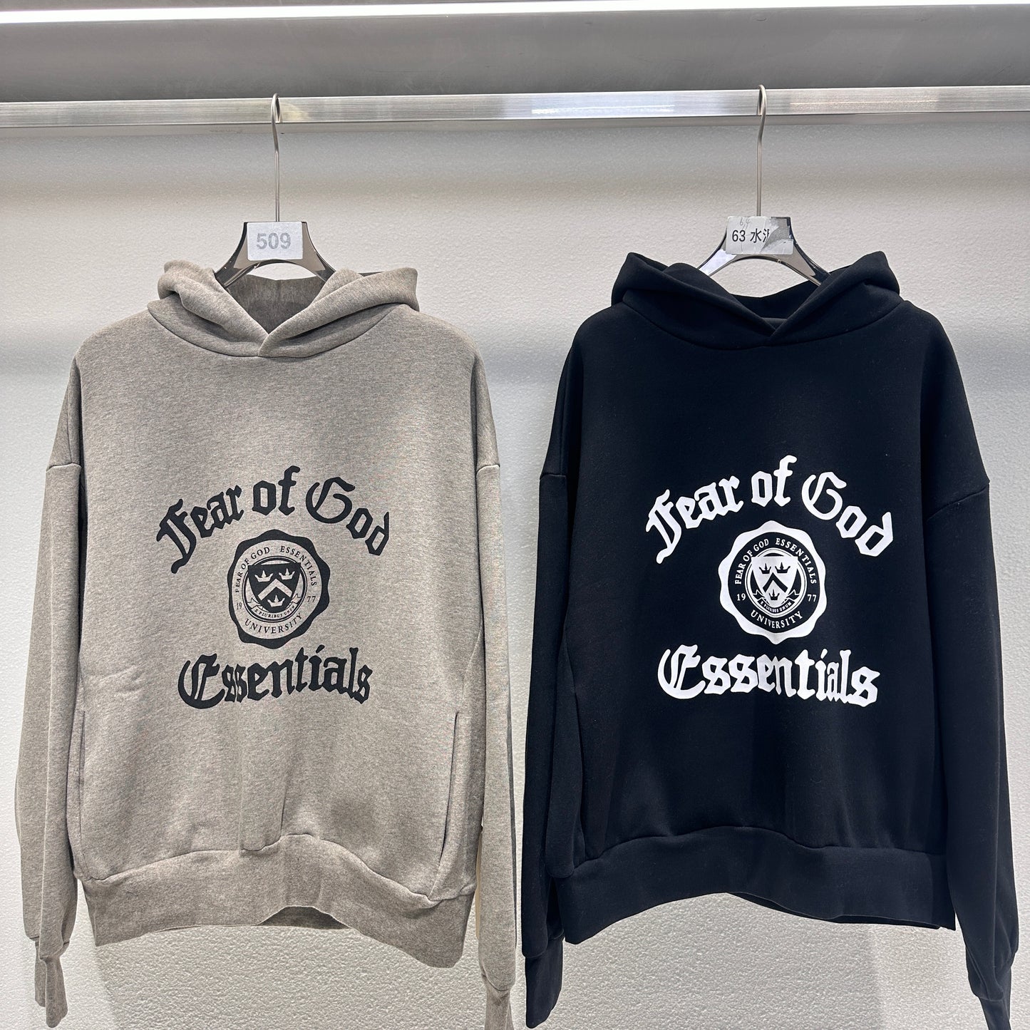 Fear of God Essentials Fleece Vintage Shrunken Hoodie 'Black'