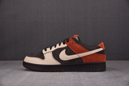 Dunk Low 'Red Panda'