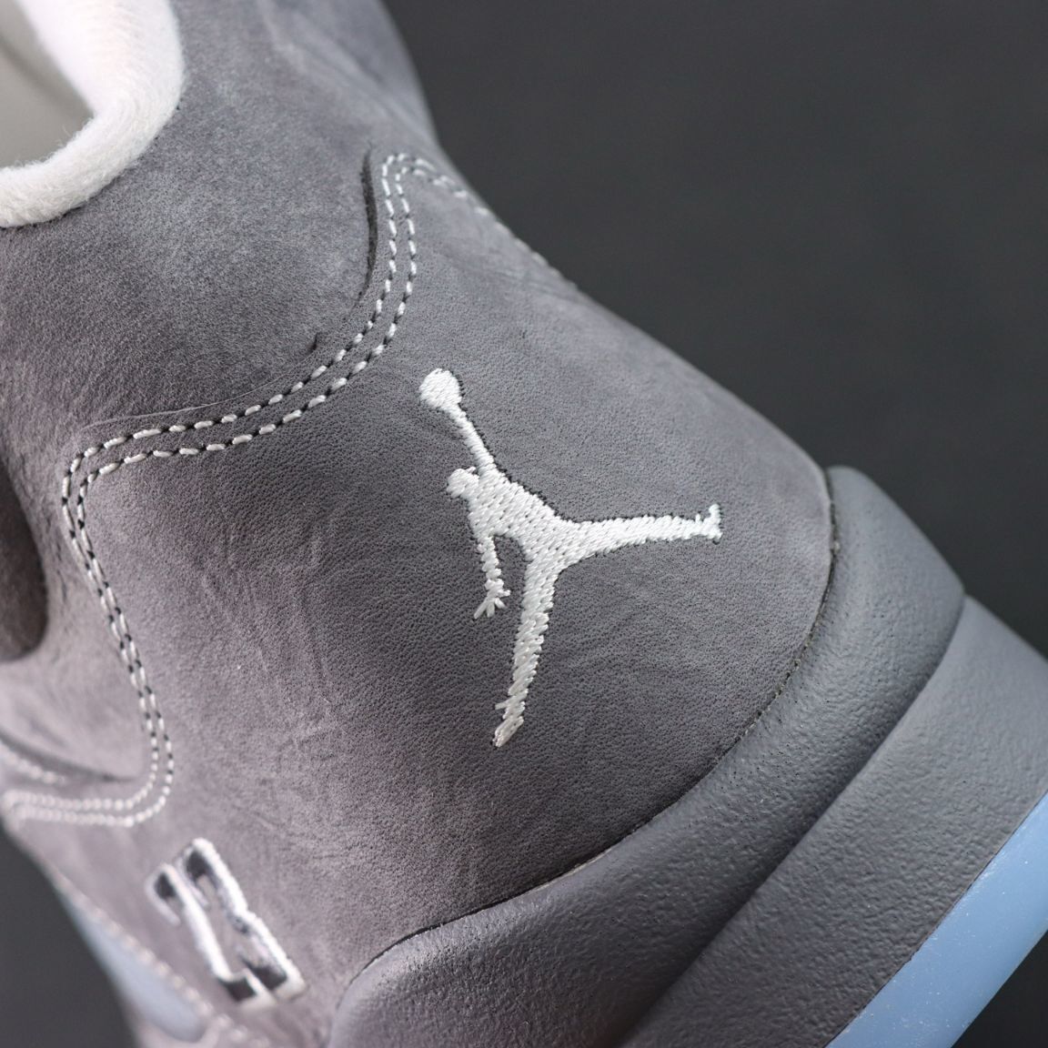 Air Jordan 5 Retro 'Wolf Grey' 2026