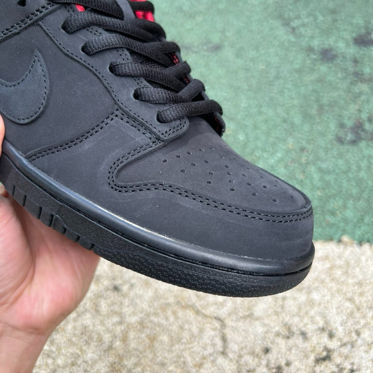 Supreme x Nike Dunk Low SB 'Black'