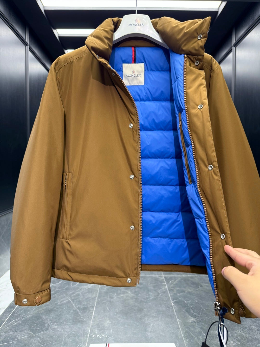 Moncler Epine Short Down Jacket