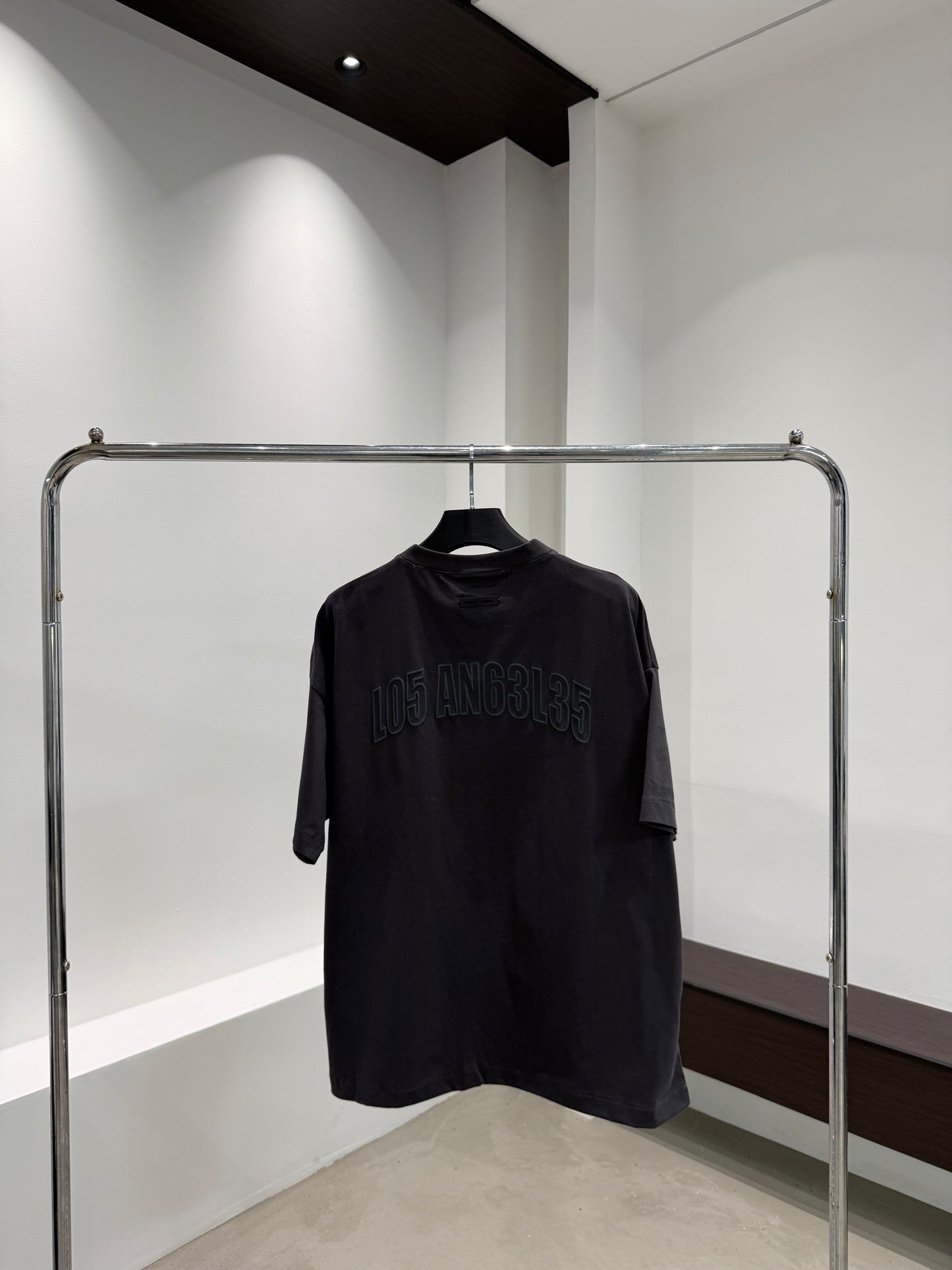Fear of God Essentials LA 90s Tee 'Vintage Black'