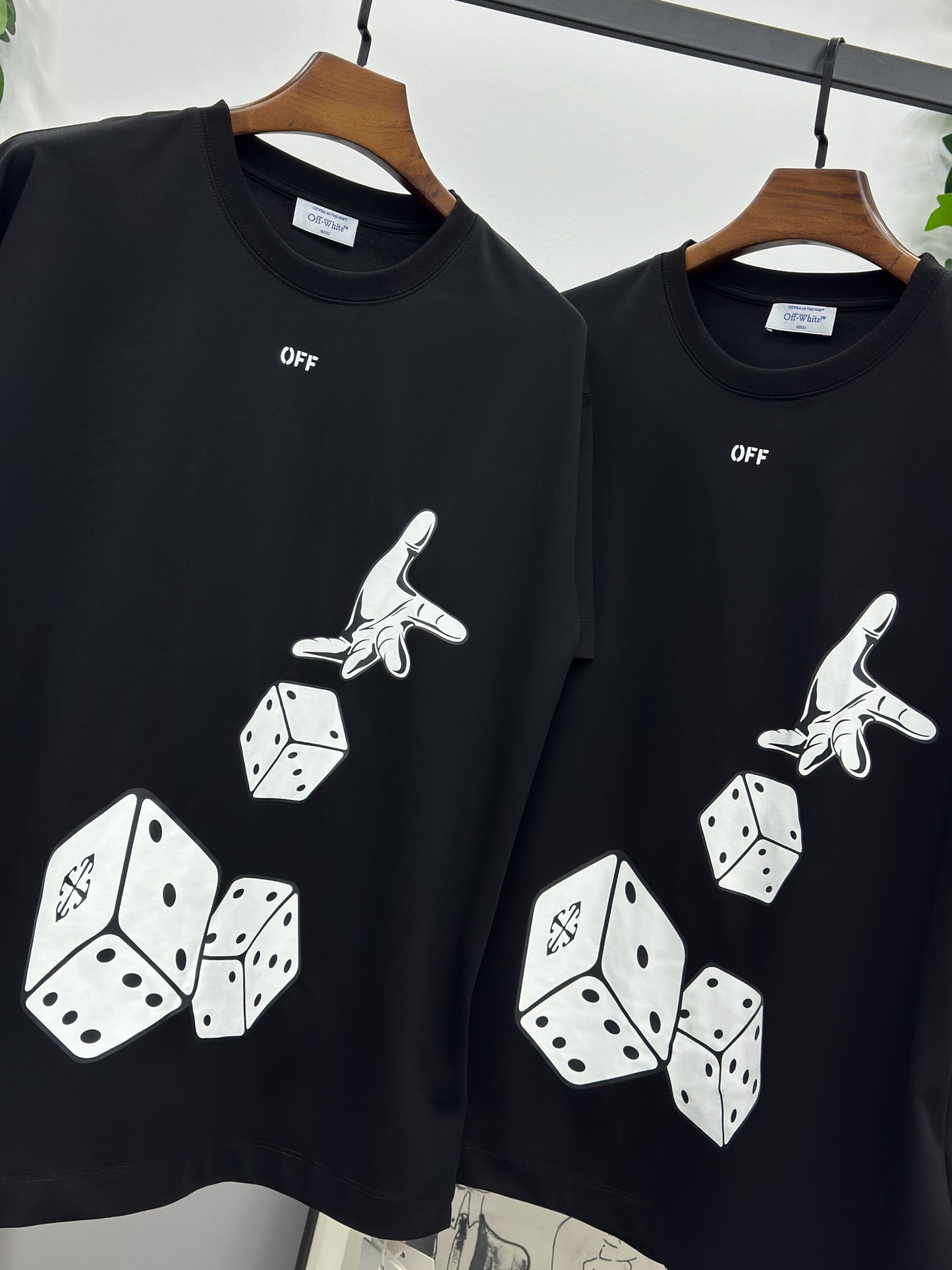 OW black dices skate s/s tee