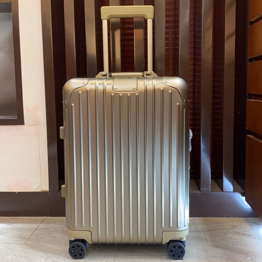 Rimowa Check-In 21"