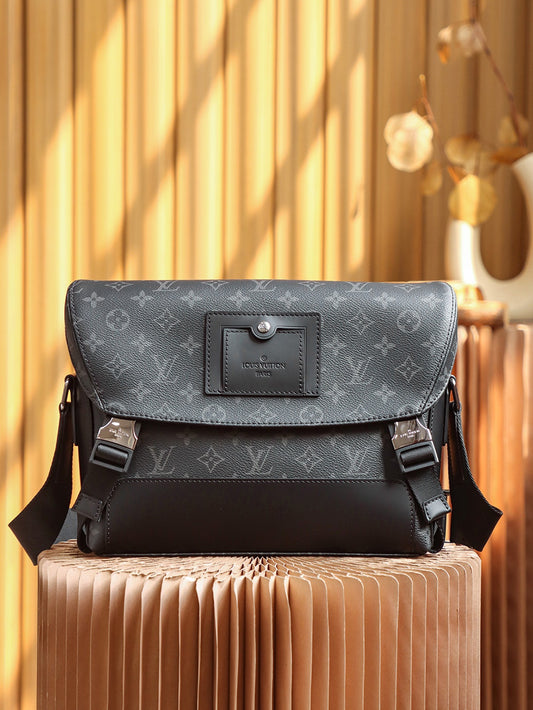 Louis Vuitton Messenger PM Voyager M40511