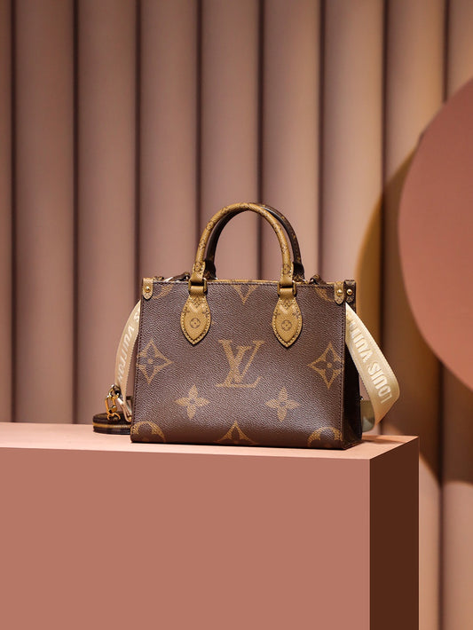 Louis Vuitton OnTheGo East West M46373