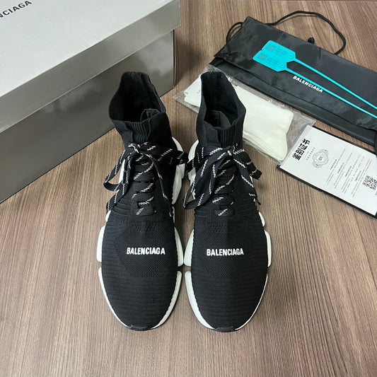 BALENCIAGA MEN'S SPEED 2.0 LACE-UP SNEAKER IN BLACK