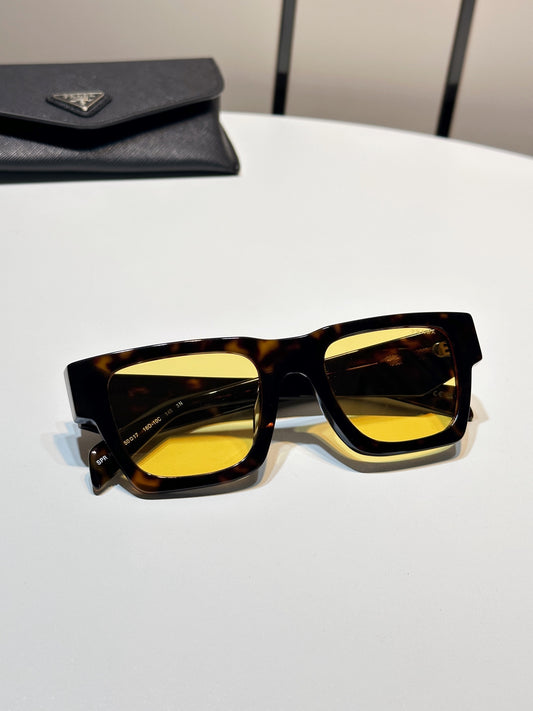 Prada sunglasses spr a06s