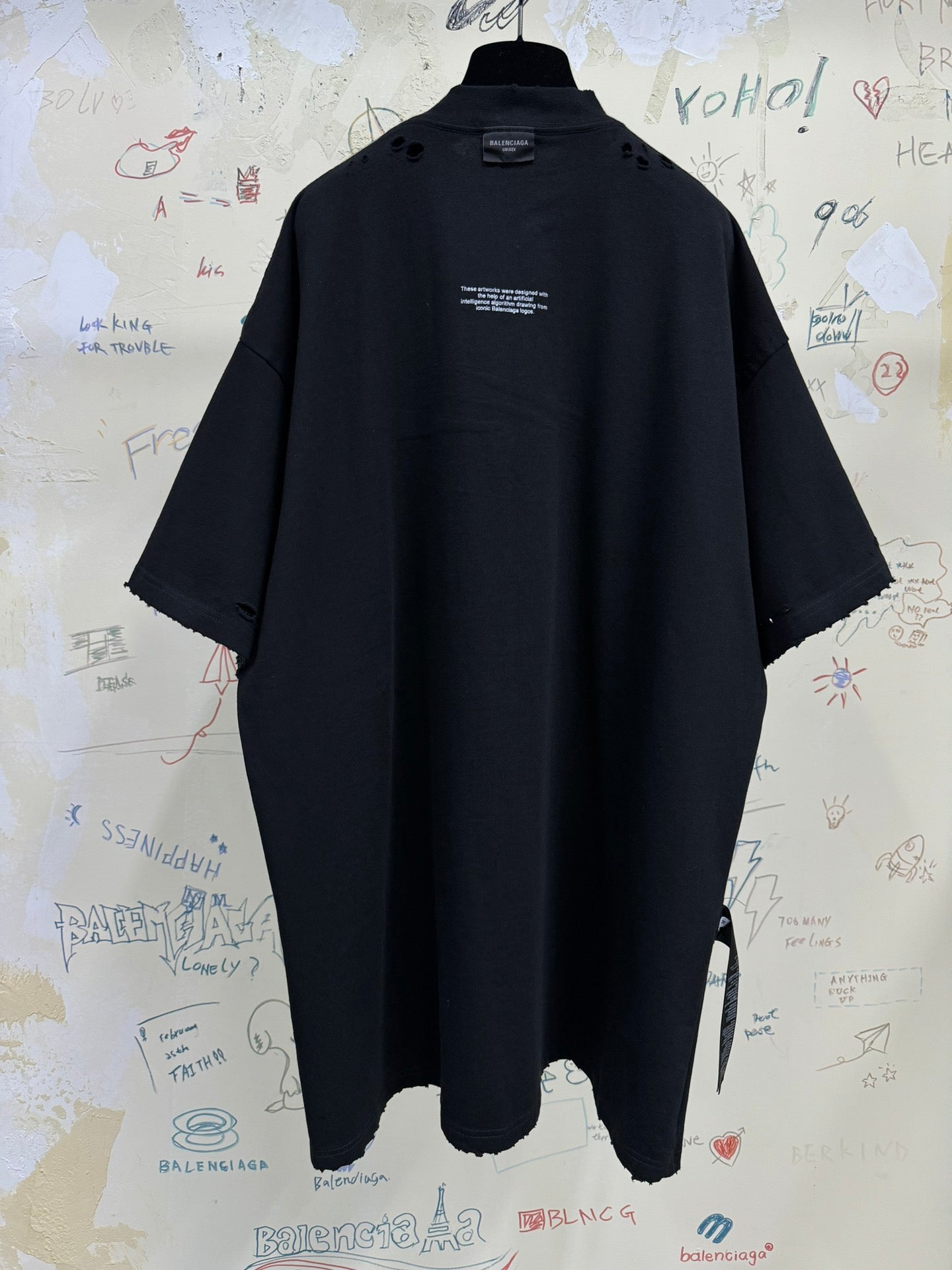 BALENCIAGA AI GENERATED INSIDE-OUT T-SHIRT OVERSIZED IN BLACK/WHITE