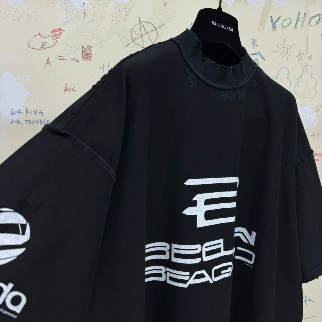 BALENCIAGA AI GENERATED INSIDE-OUT T-SHIRT OVERSIZED IN BLACK/WHITE