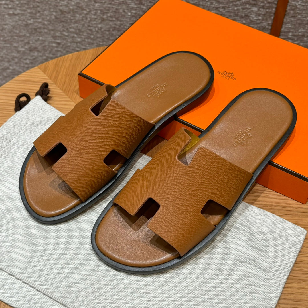 Hermes Men's Izmir sandal