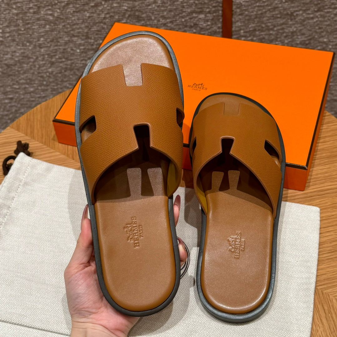 Hermes Men's Izmir sandal