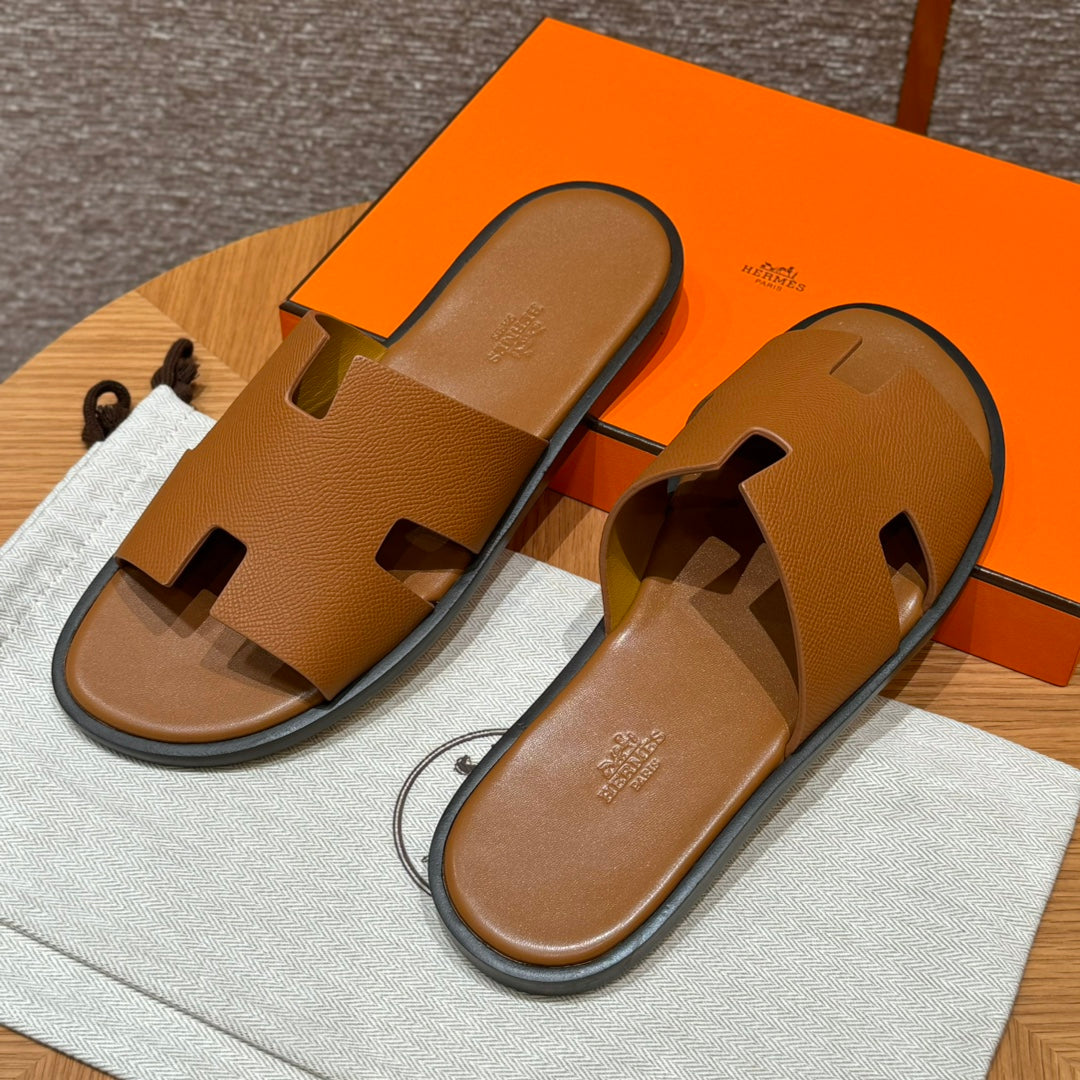 Hermes Men's Izmir sandal