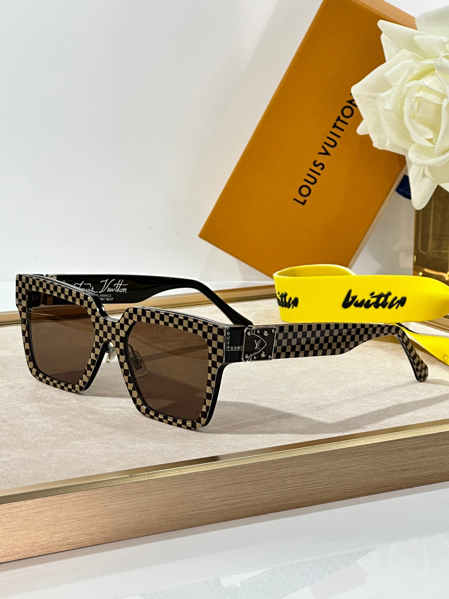 LV 1.1 Millionaires Damier Pop Sunglasses