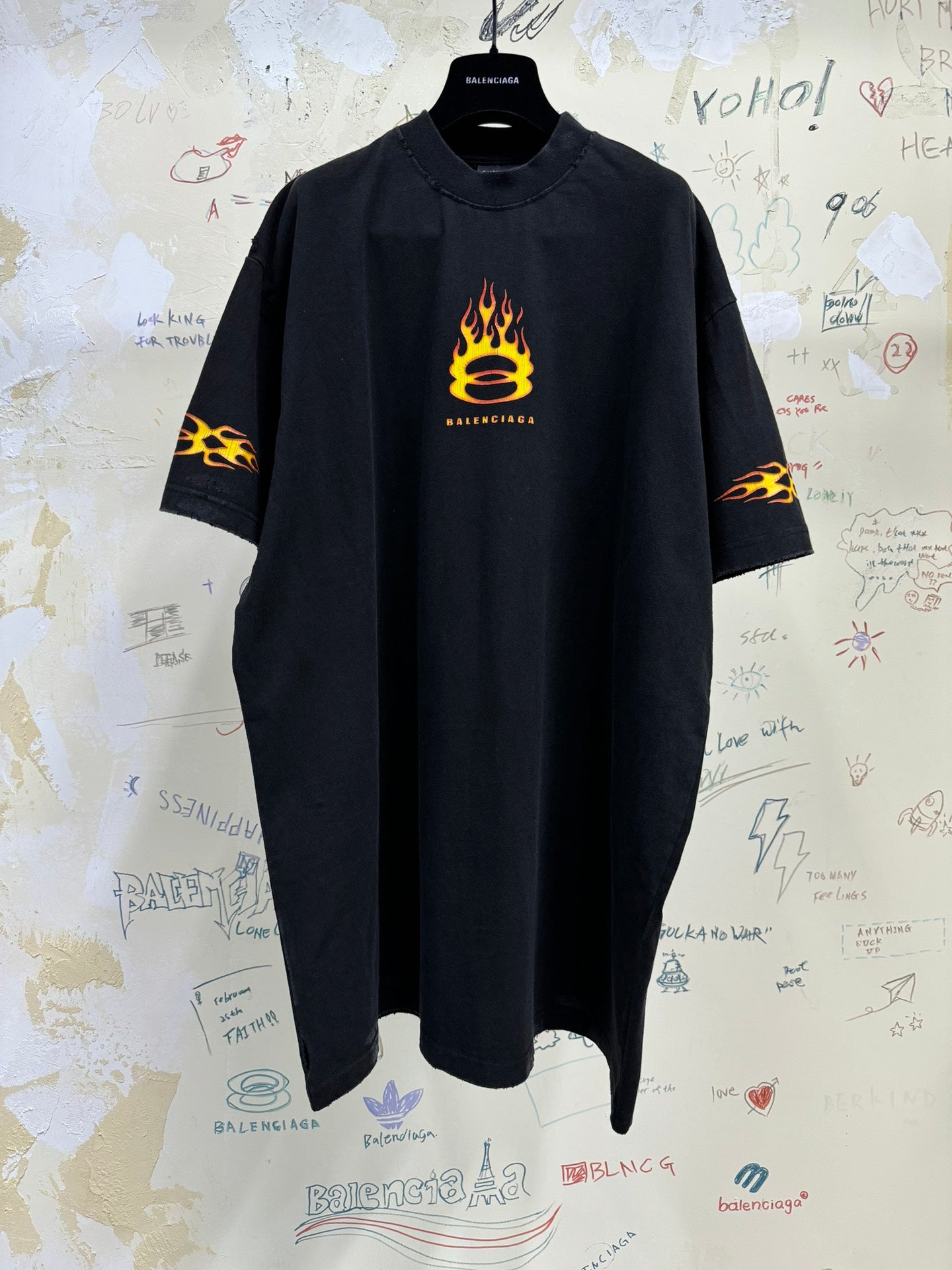 BALENCIAGA BURNING UNITY T-SHIRT OVERSIZED IN BLACK