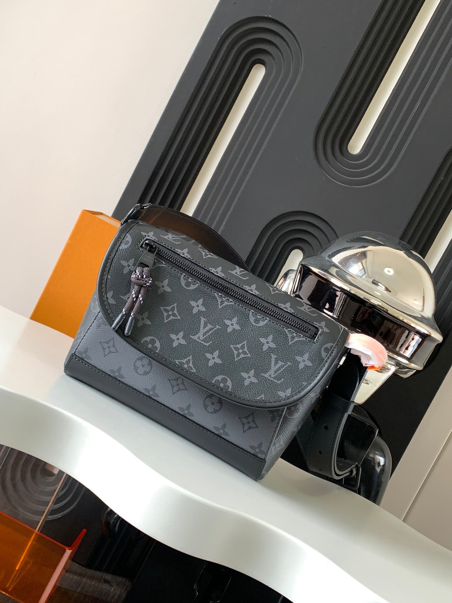 LV Pulse Messenger M12681