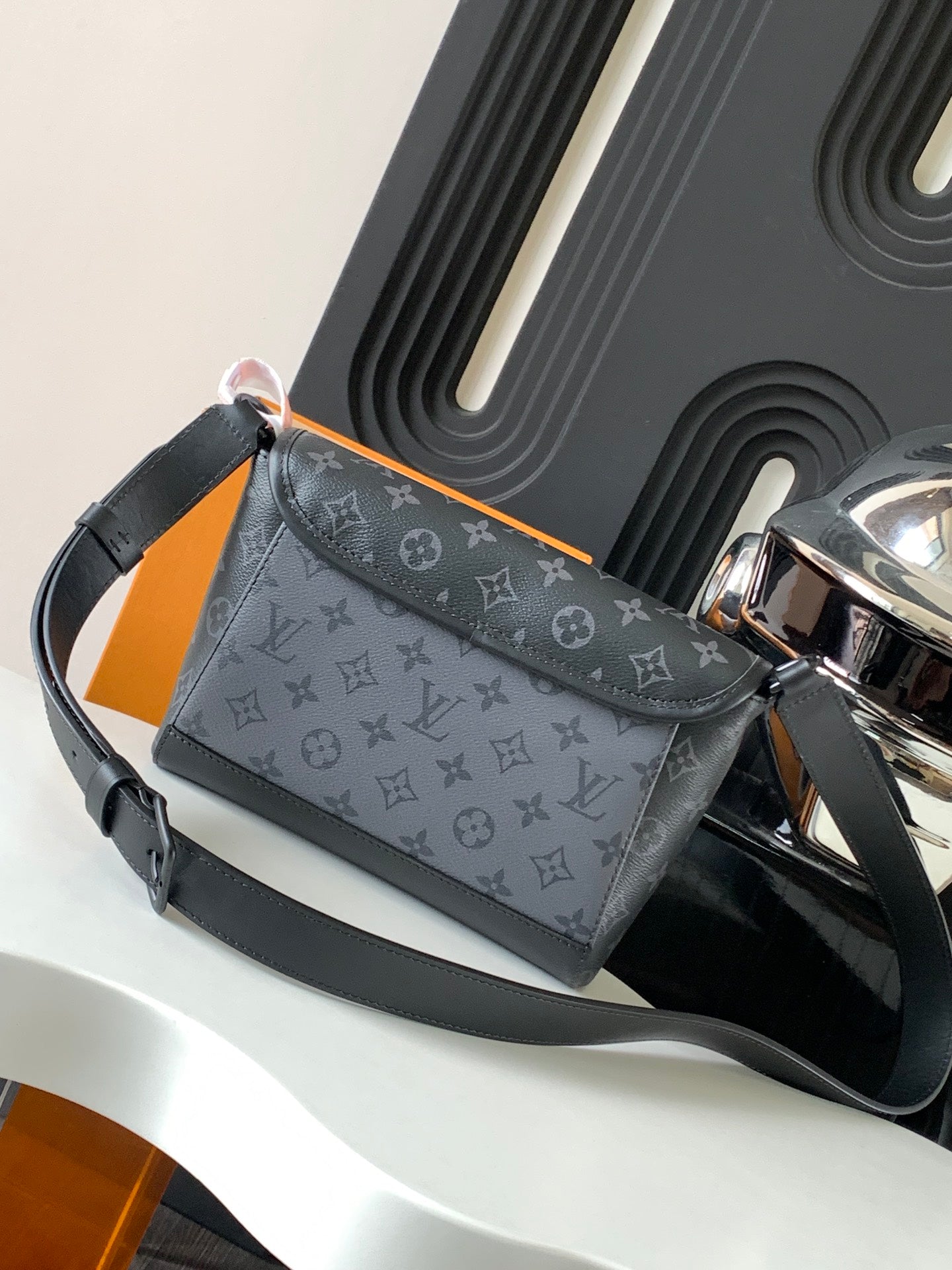 LV Pulse Messenger M12681