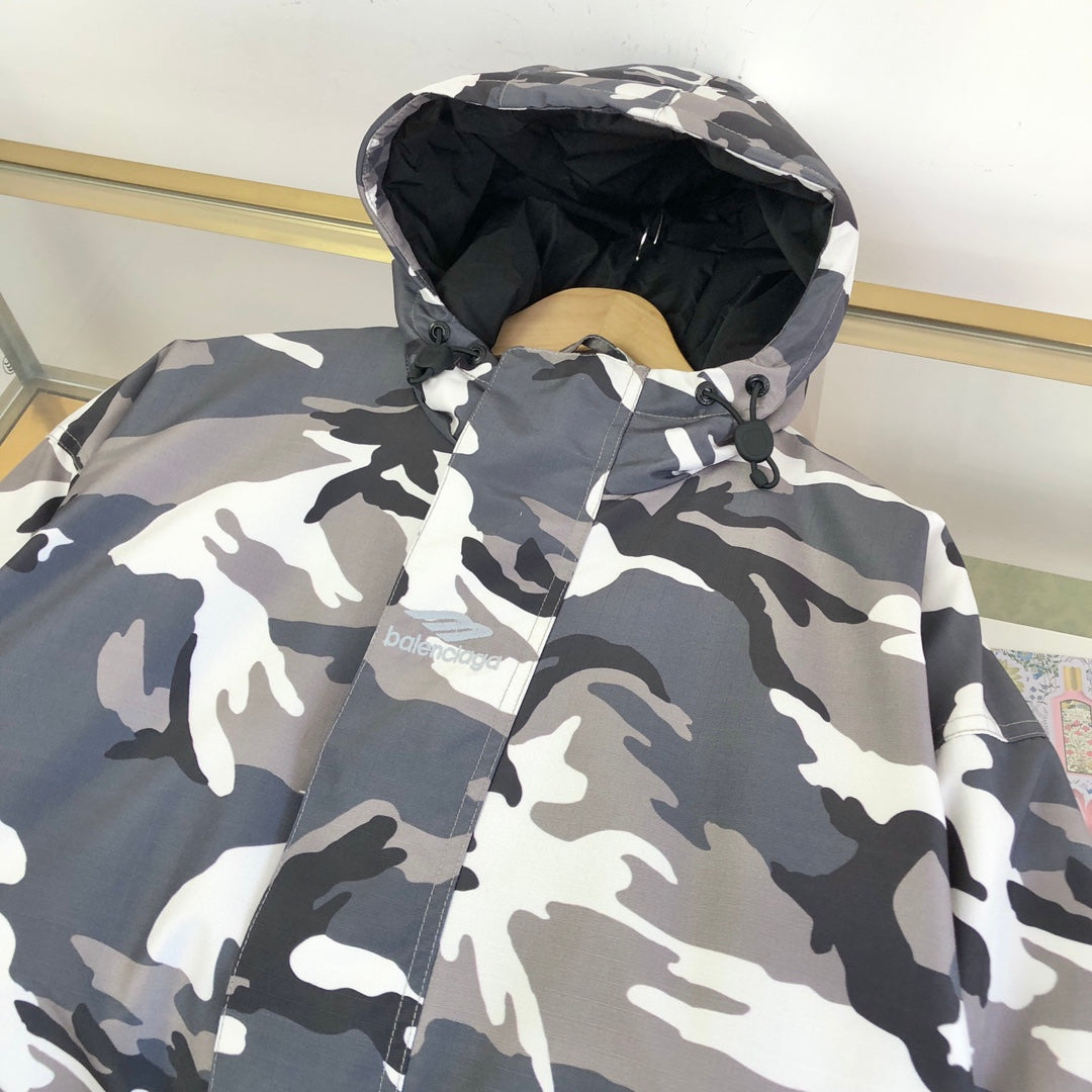 BB Men's Camo Ski Parka in Grey