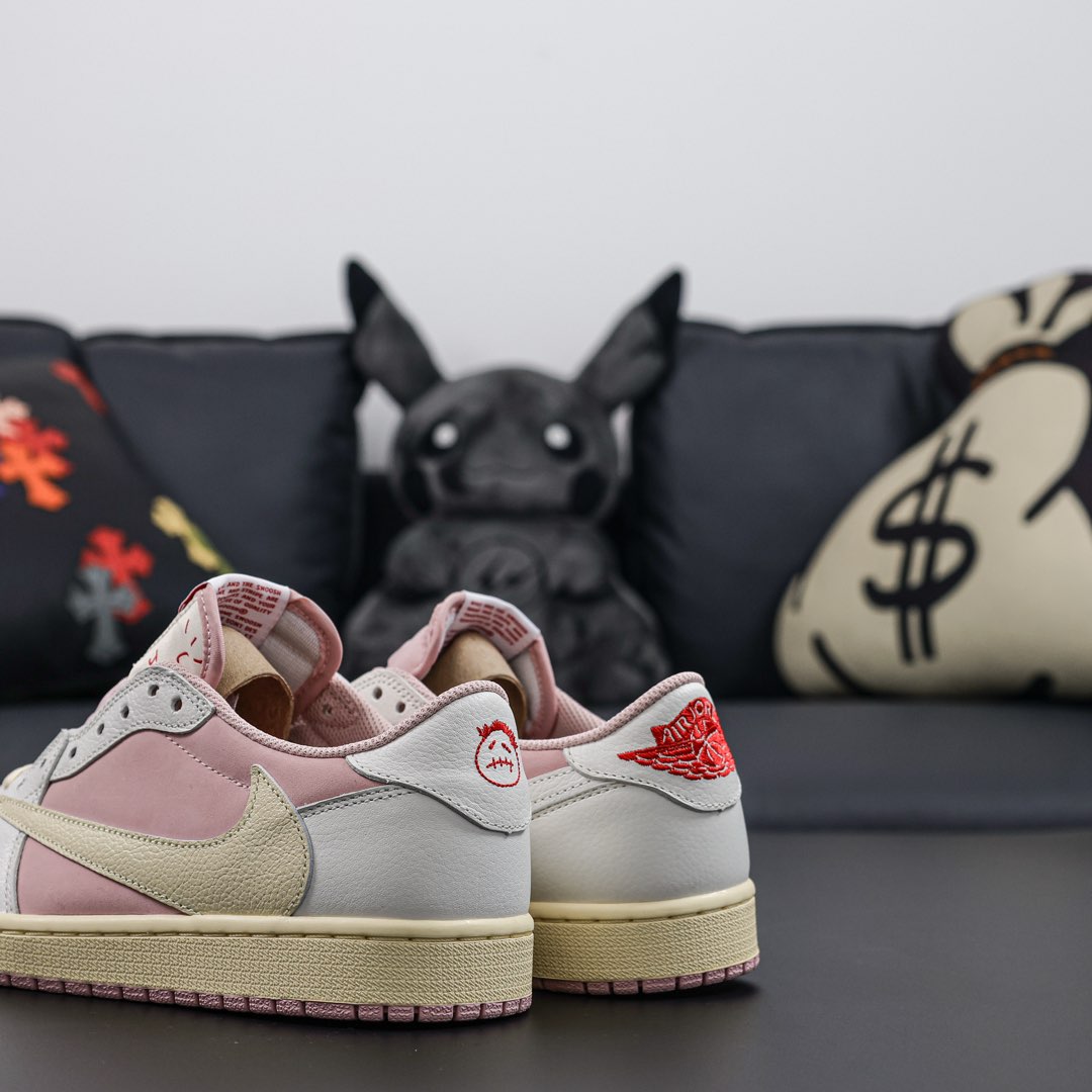 Travis Scott x Air Jordan 1 Low OG Shy Pink