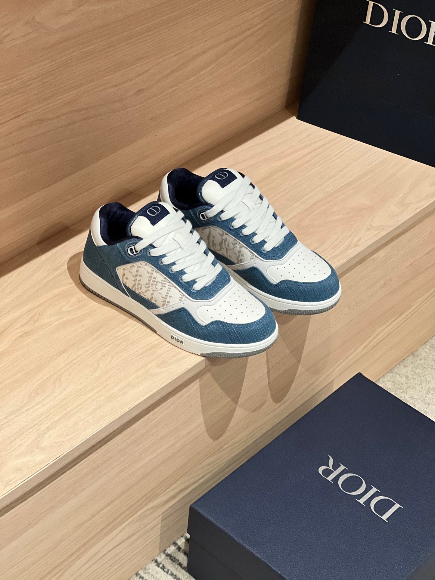 Dior B27 Uptown Low-Top Sneaker Denim blue